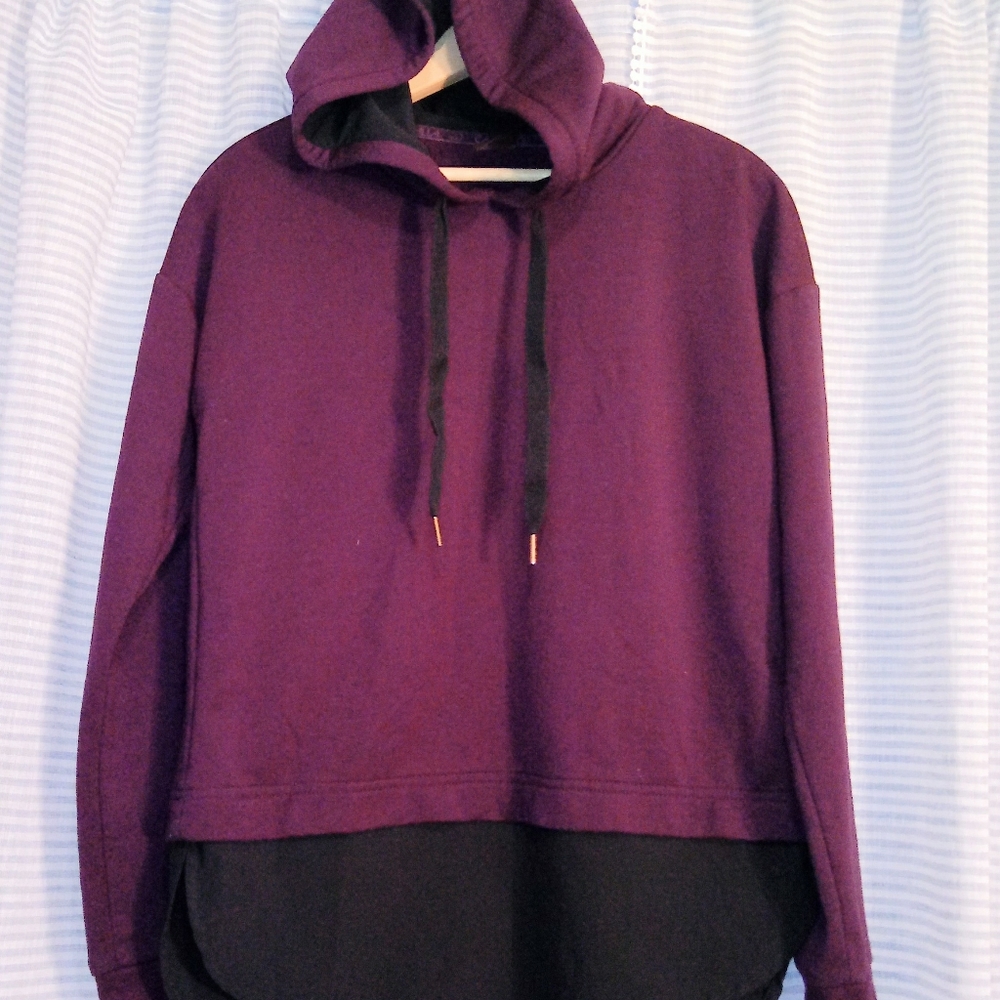 EUC)CALIA hooded sweatshirt size small